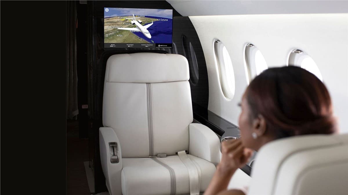Collins Aerospace Launches Standalone Airshow™ HD IFE System for Business Jets